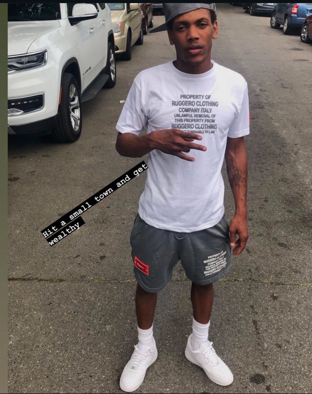 9764tee